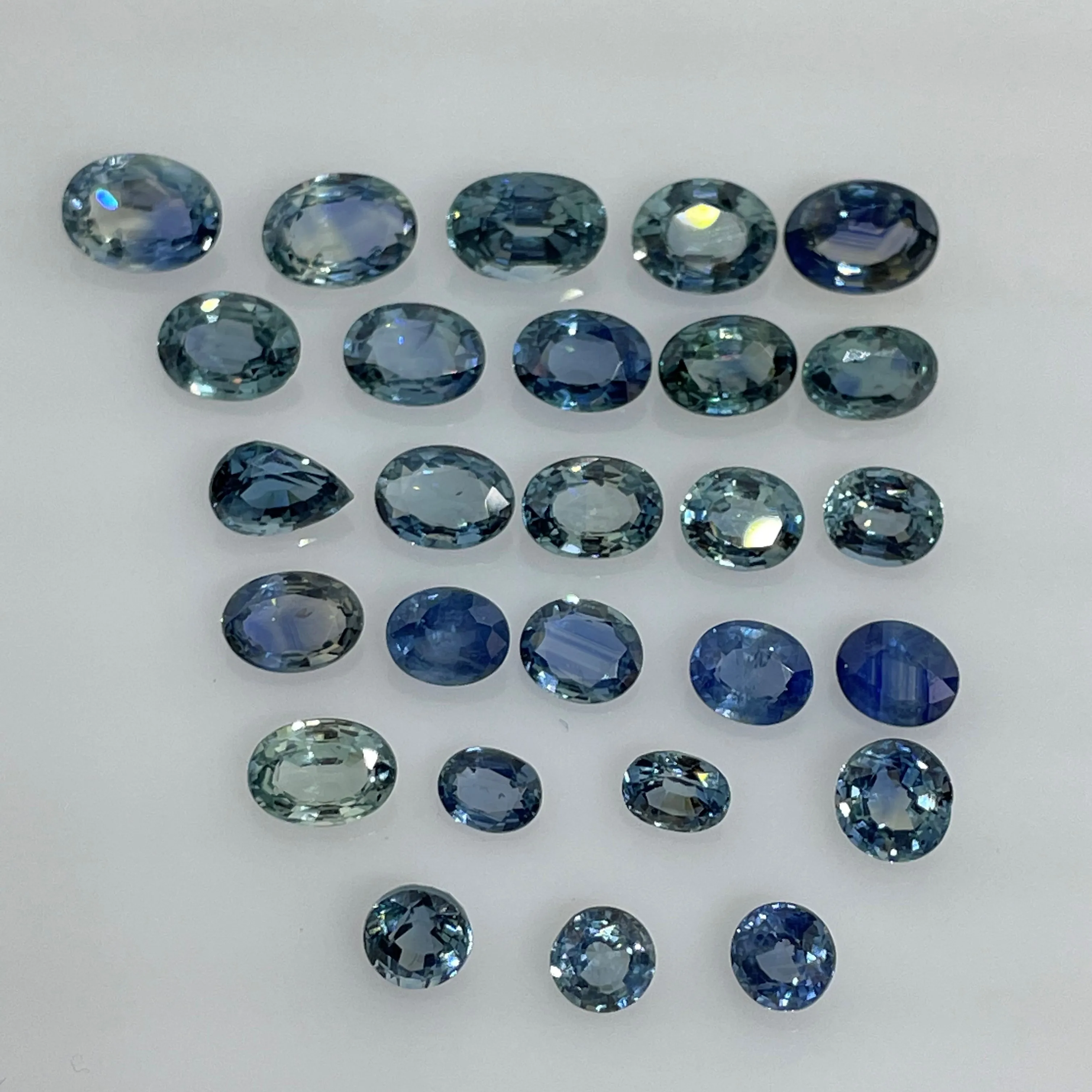 Blue sapphire carat size gemstones