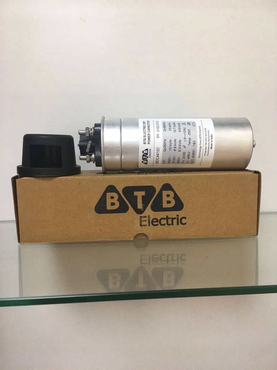 Power correction capacitor 5kvar 3 phases 440v  new style  2021  MADE IN TURKEY