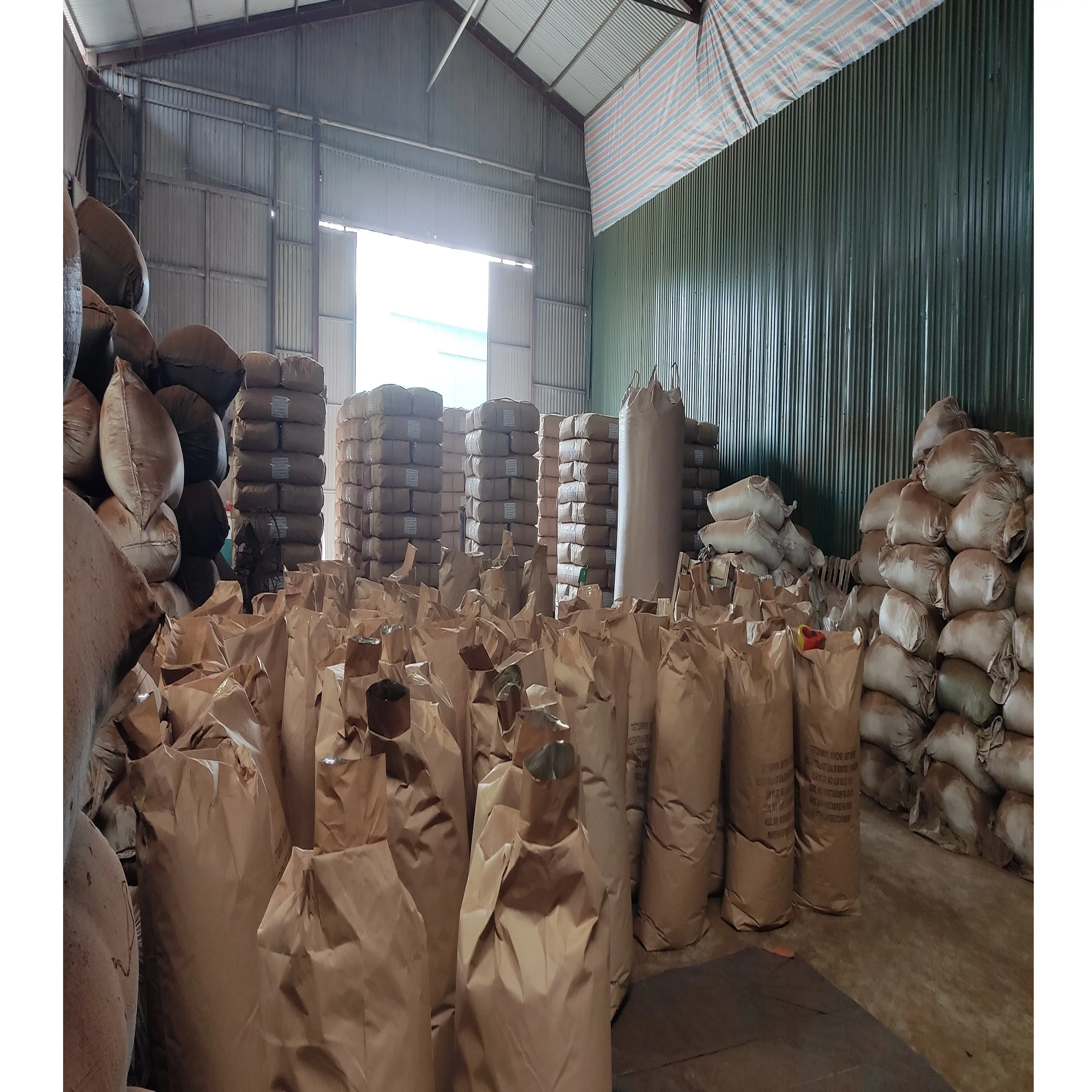 Top Selection Raw Processing Type Tea Drinks Style New Age Blended Tea Black Tea Origin From Vietnam