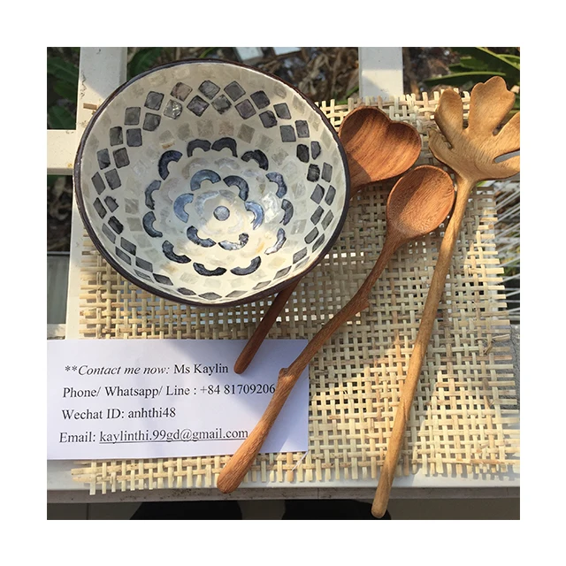 Set coconut shell lacquer bowl with seashell for family with spoon - Coco wooden bowl spoon WS +84817092069