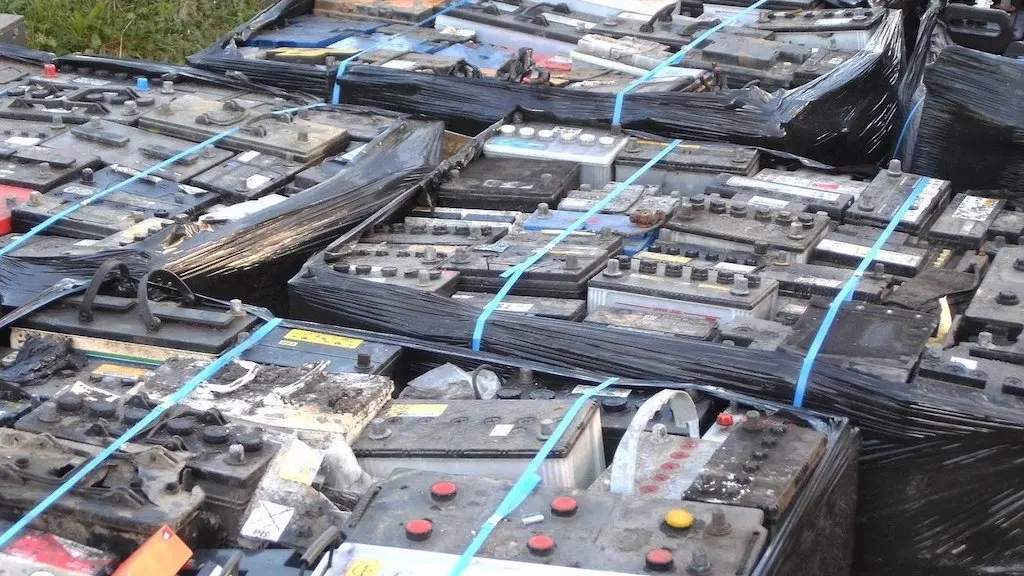 100% Pure Scrap Battery Lead Acid Dry Drained Battery Lead Scrap