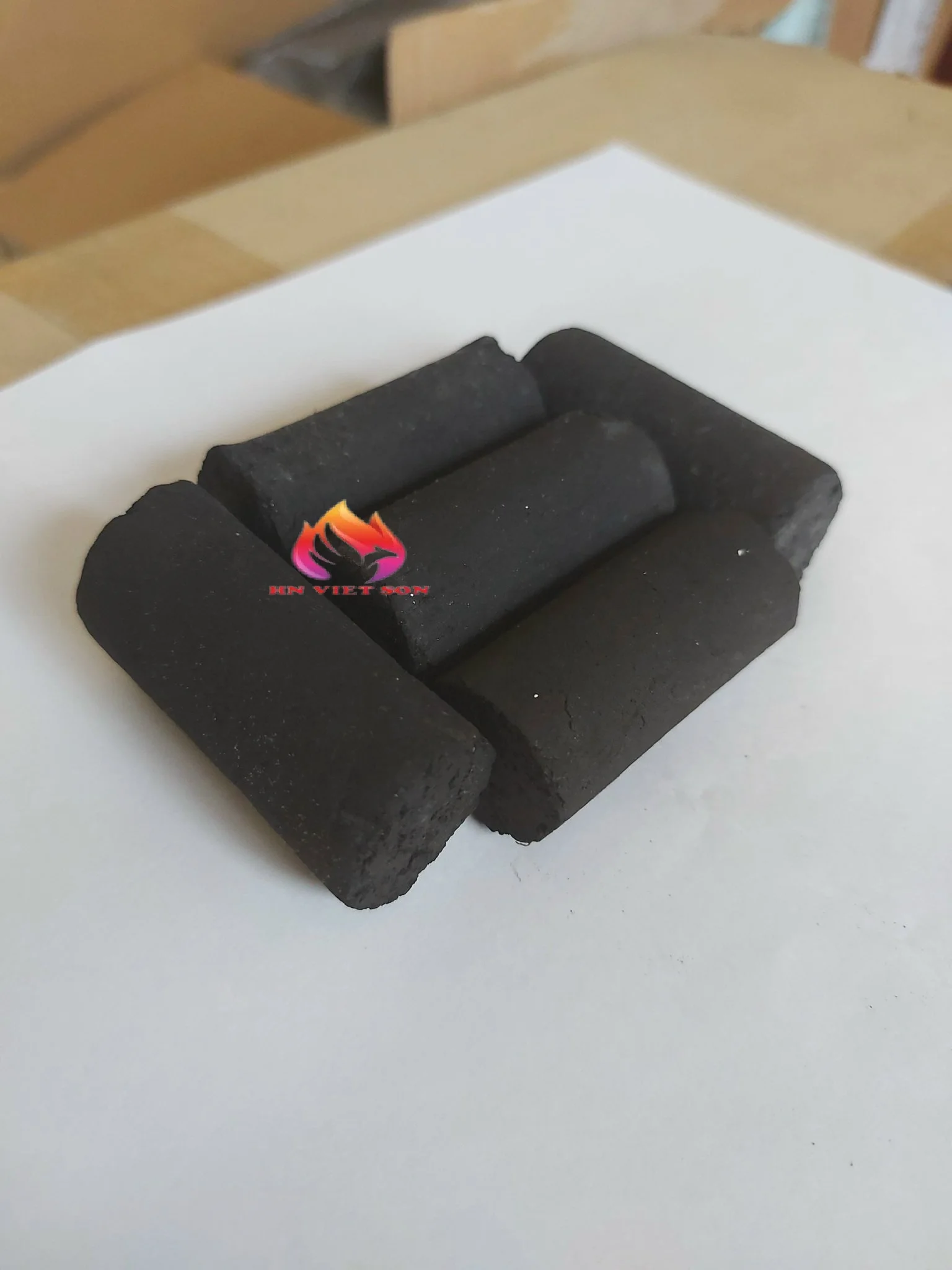  Купить уголь для кальяна Кокосовая оболочка от поставщика из Вьетнама