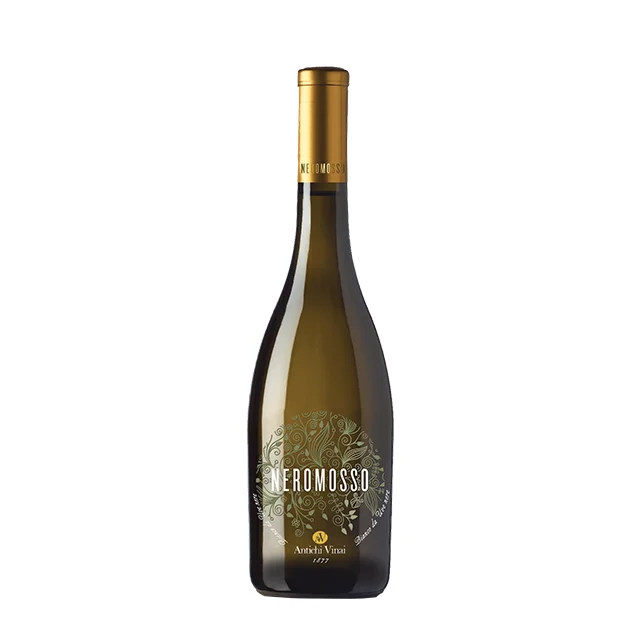 High Quality Sicilian Semi-Sparkling White Wine - Neromosso - Blanc de noir Nerello Mascalese Etna 12% 75 cl