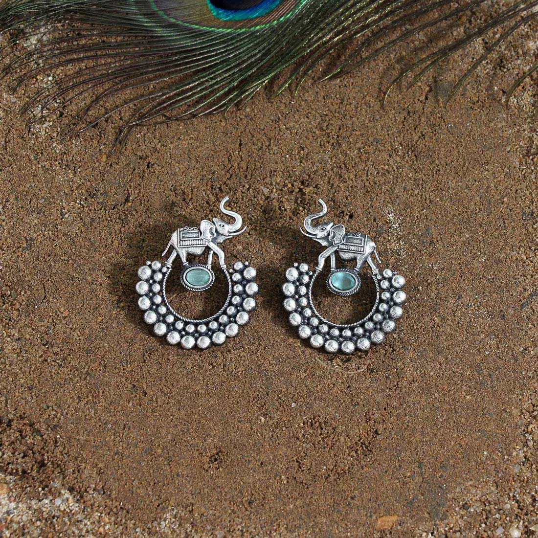 Latest Exclusive Designer Fashion Jewellery Light Weight Glass Stone Oxidised Earring With Elephant Charms Silver Plated