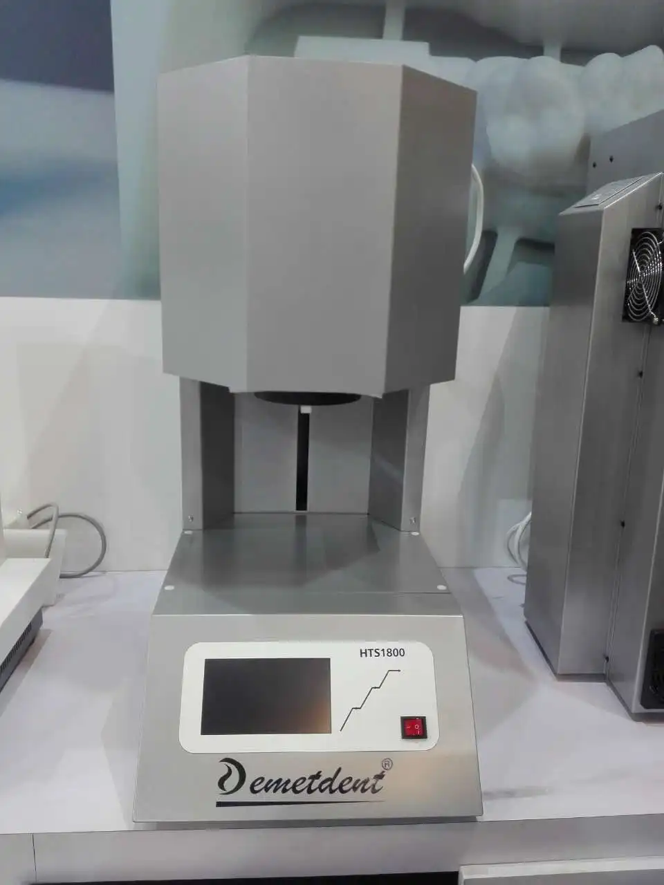 
Demetdent China hot sale HTS1800 dental zirconia sintering furnace high quality best price for lab 
