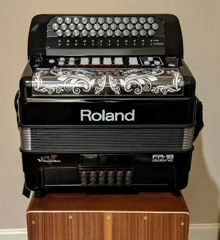 New Best Roland V accordion FR-8X