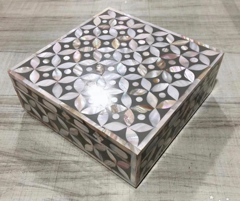 Hot Selling Homeware Diamond Mother of Pearl Shells Boxes by Lametierartz factory making products at very cheap price