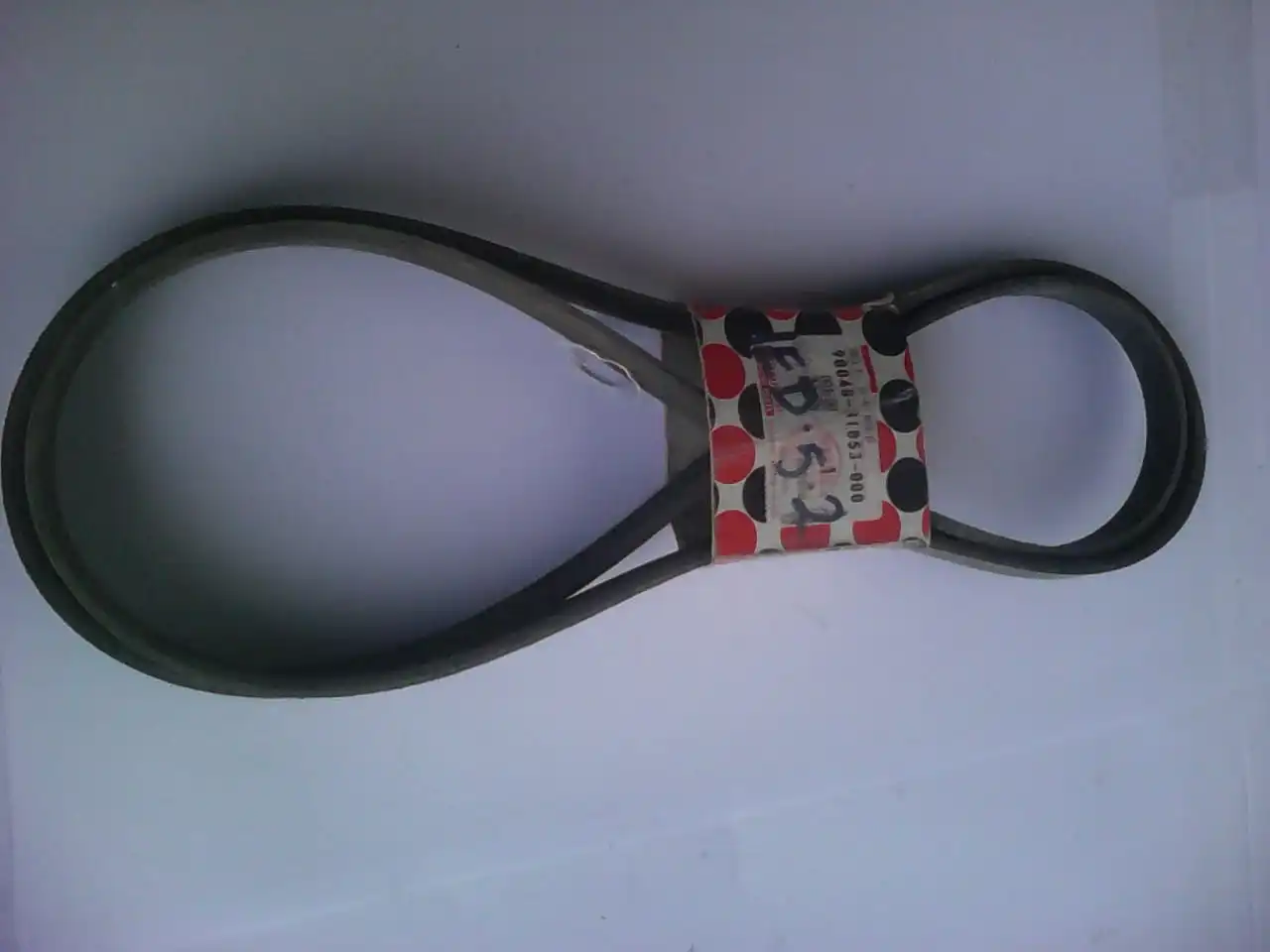 Ремень V ребристый 90048-31053-000 для DAIHATSU SIRION M100 M110 M101 M111