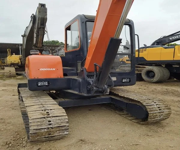 HIGH QUALITY USED CONDITION LOW PRICE ORIGINAL DOOSAN DH150w-7 WHEEL EXCAVATOR FOR SALE