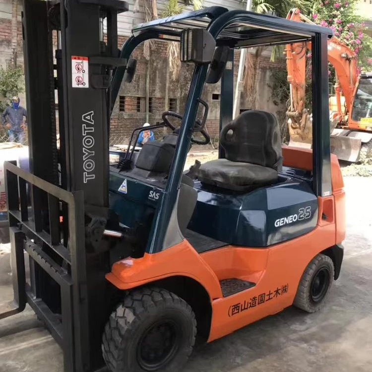 Original japam Used Toyota 2.5ton Forklift Toyota FD25 FD30 FD35 Forklift For Sale