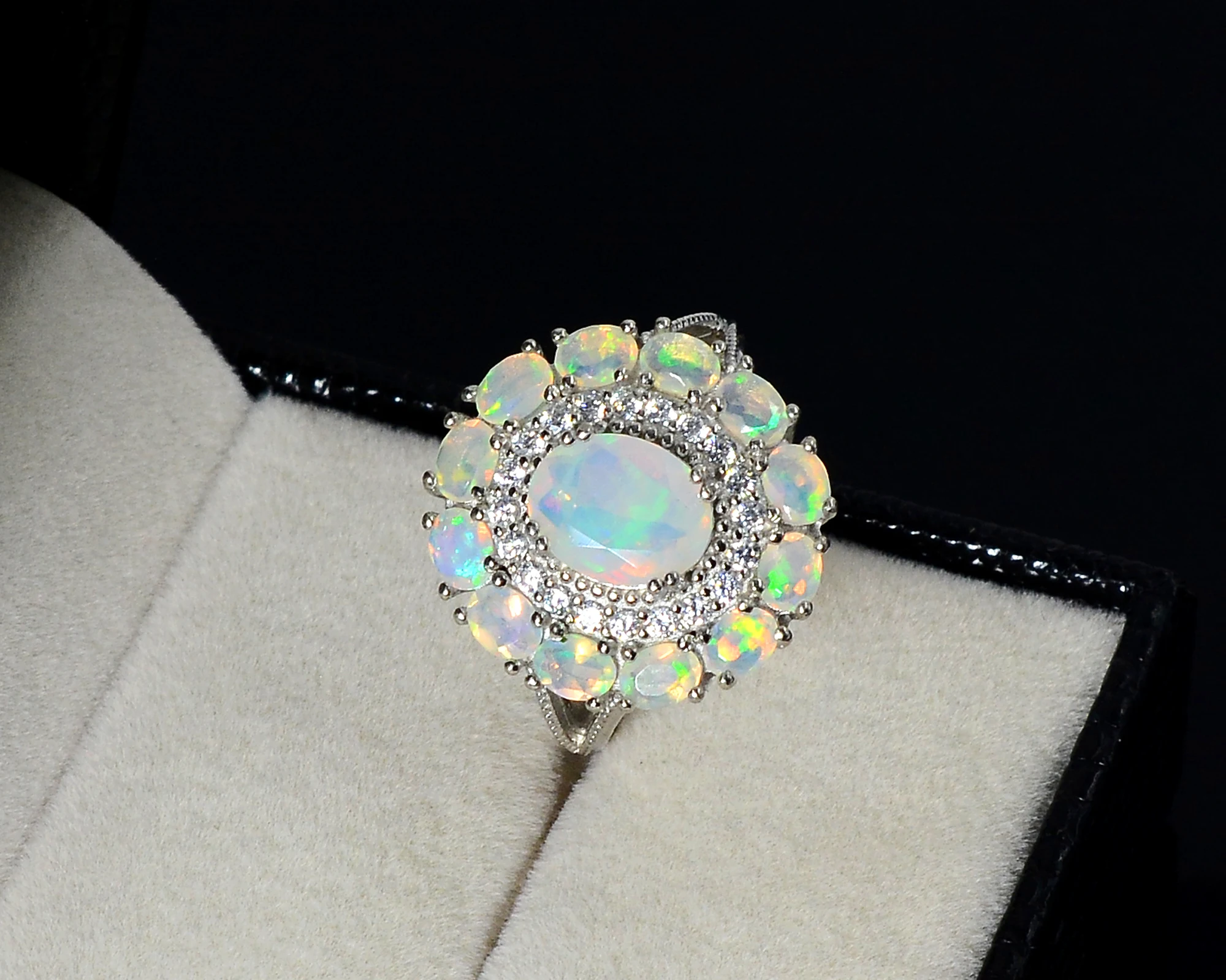Top Quality Natural Cut Opal 7x9 / 4x3 MM Oval Gemstone 925 Sterling Silver For Women Ring Wedding Jewelry Supplier From India