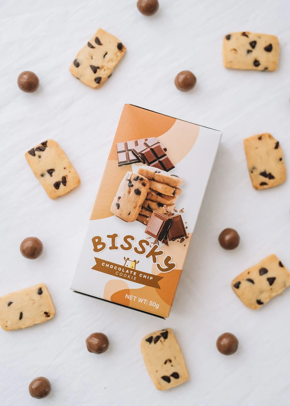 Best selling  Sweet Taste Cocoa Type Chocolate Flavor 50g Packaged Box Bissky Chocolate Chips Cookies