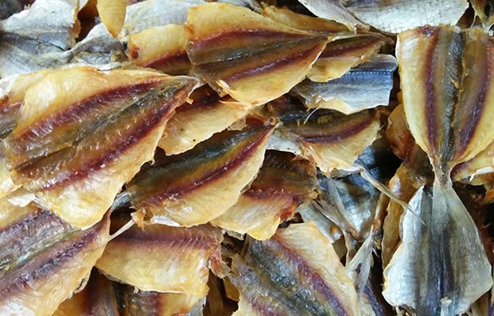 VIETNAMESE HIGH QUALITY SEAFOOD / SUNDRIED YELLOW STRIPE TREVALLY FISH for SALE WITH GOOD PRICE + 84 966722357