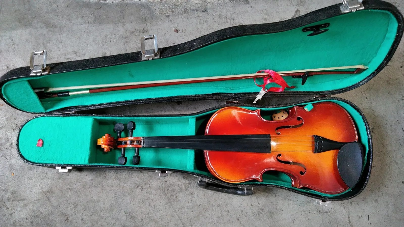 Used Violin, Trumpet, musical instruments used in Japan, wholesale