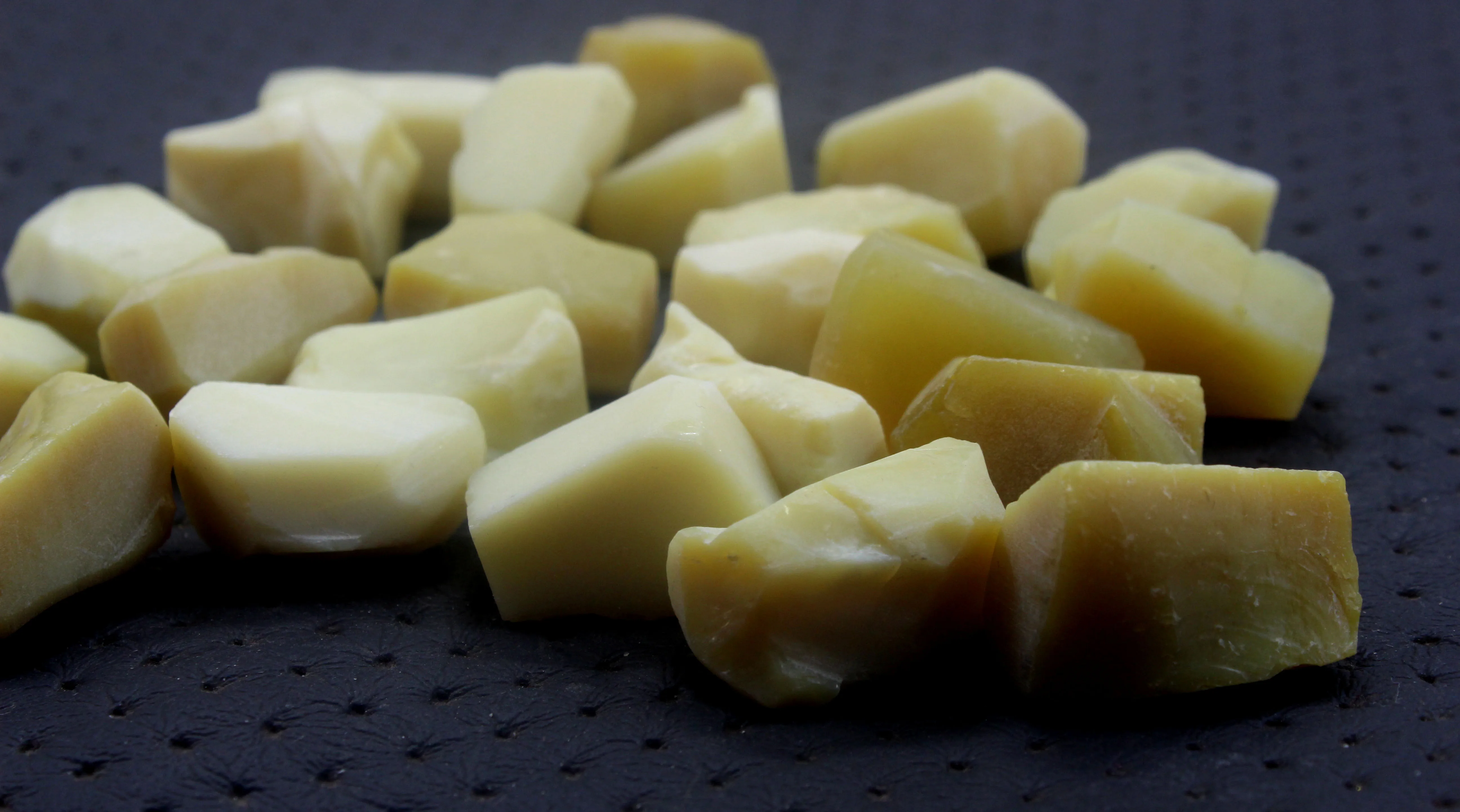 5 Pieces Rough Size 20-24 MM Raw Natural Earth Minded Yellow Opal Healing Crystal Untreated Loose Stone Wholesale