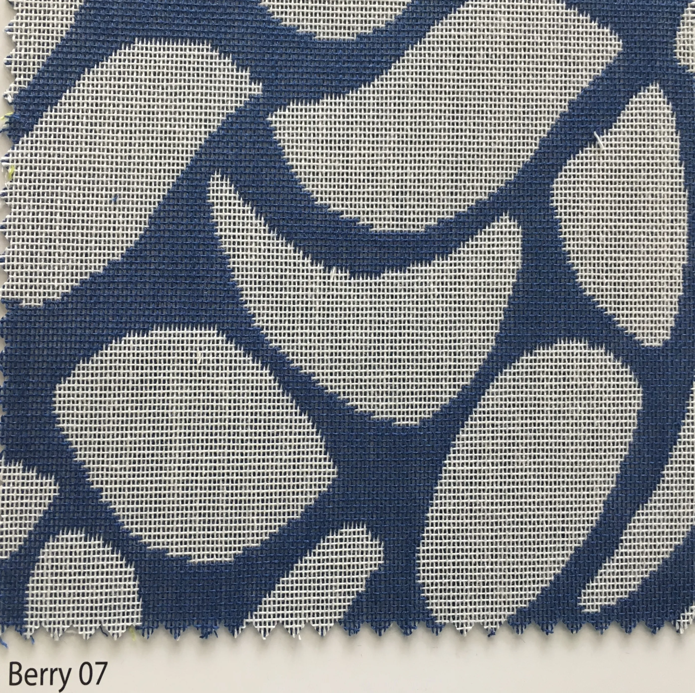outdoor  table cloth  Fabric 100 Solution Dyed Acrylic Plain Waterproof Beach Gsm Style  patterned  Tent Feature  Material Yarn