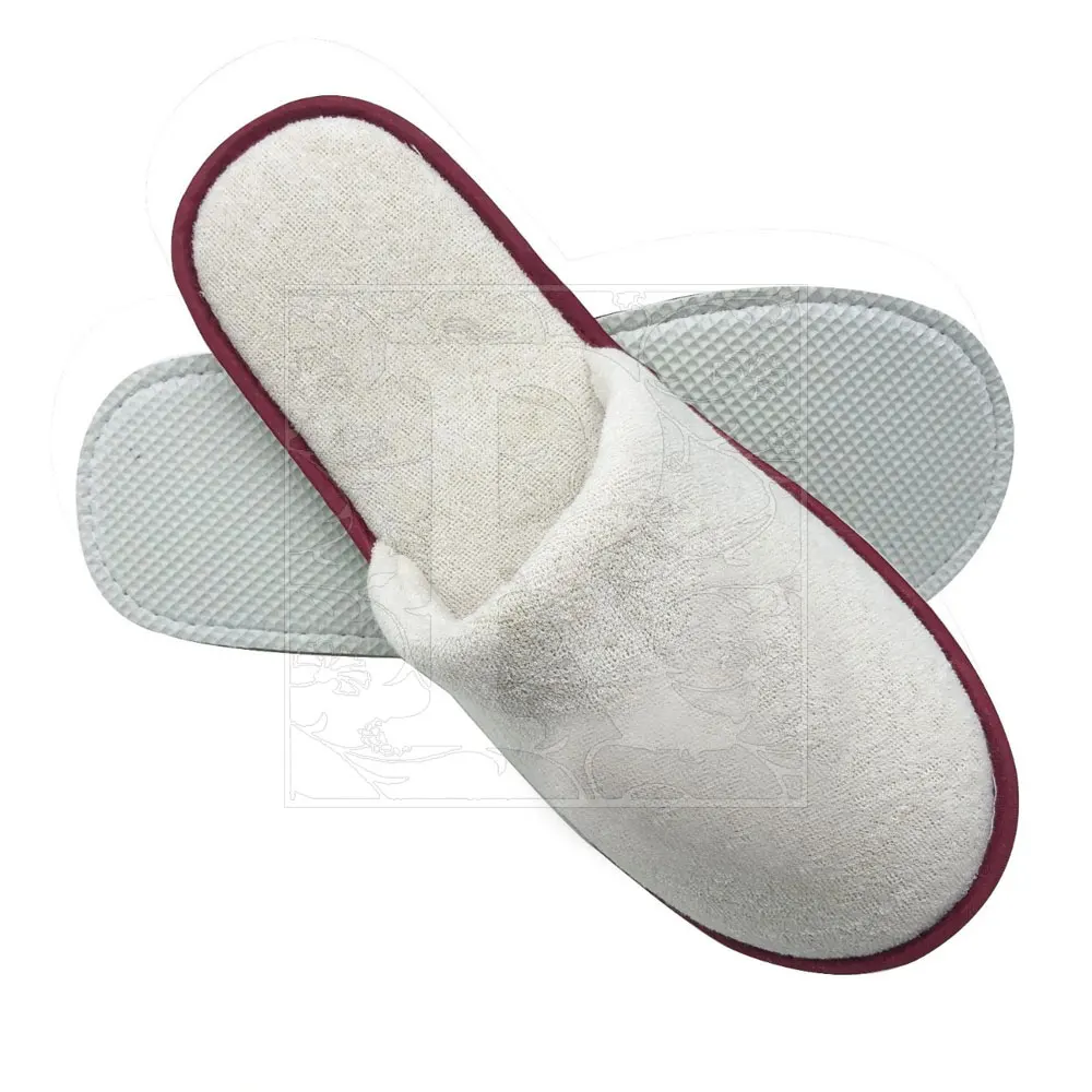 Design Best New Style Thick Bottom Hotel Shoes Slippers Recycling Eva Flip Flop Disposable Plush Hotel Slippers For Guest