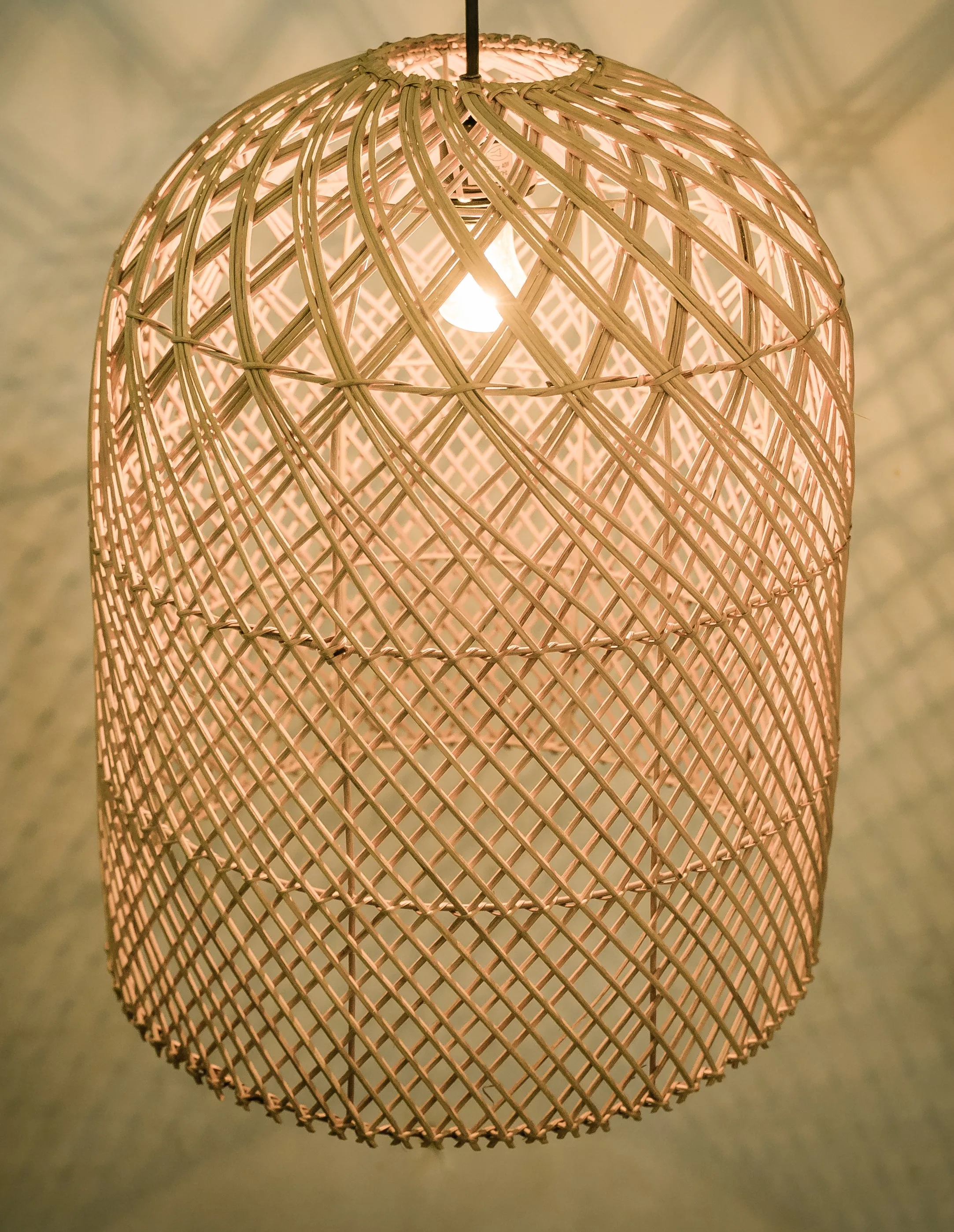 
Antique rustic style rattan bamboo hanging lamp woven lantern pendant light made in Vietnam 