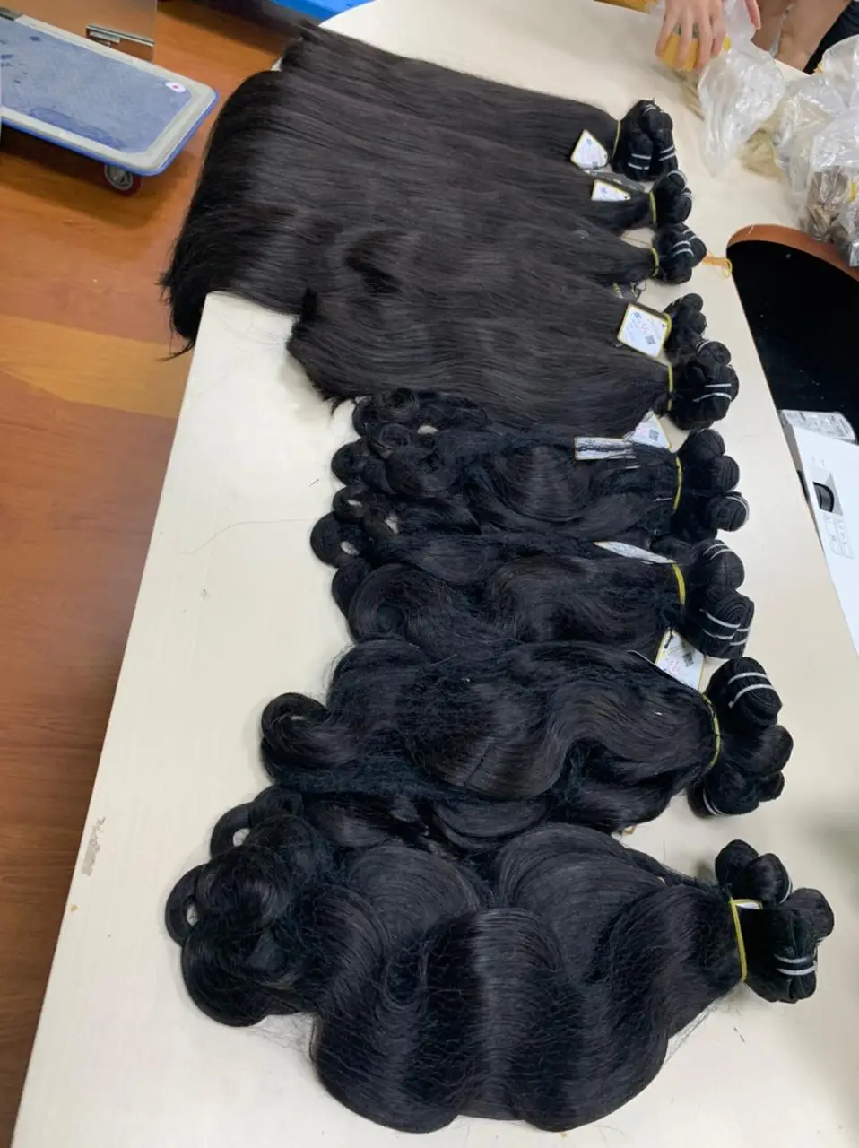 Cuticle Aligned Pretty good quality 1g 2g virgin Vietnam weft double drawn hair extention Human Hair Toppee