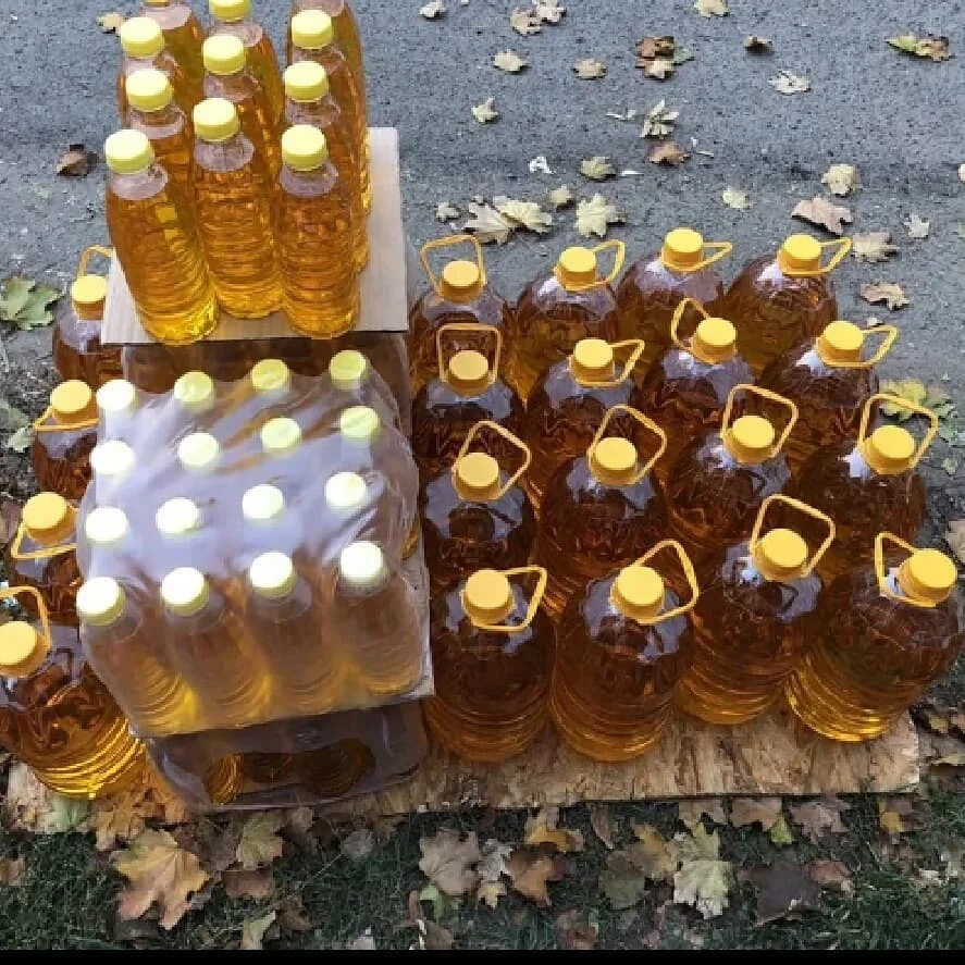 Vegetable Cooking Oil Suppliers from Malaysia/vegetable Refine Palm Oil Cp8 Wood Oil Malaysia from MY;4 99.99 Purity AA Grade