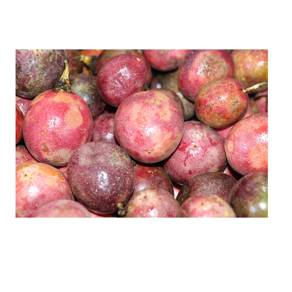 Best Selling Frozen Fruit Whole Shape 12 Months Shelf Life IQF Freezing Sweet Taste Natural Color Frozen Passion Fruit