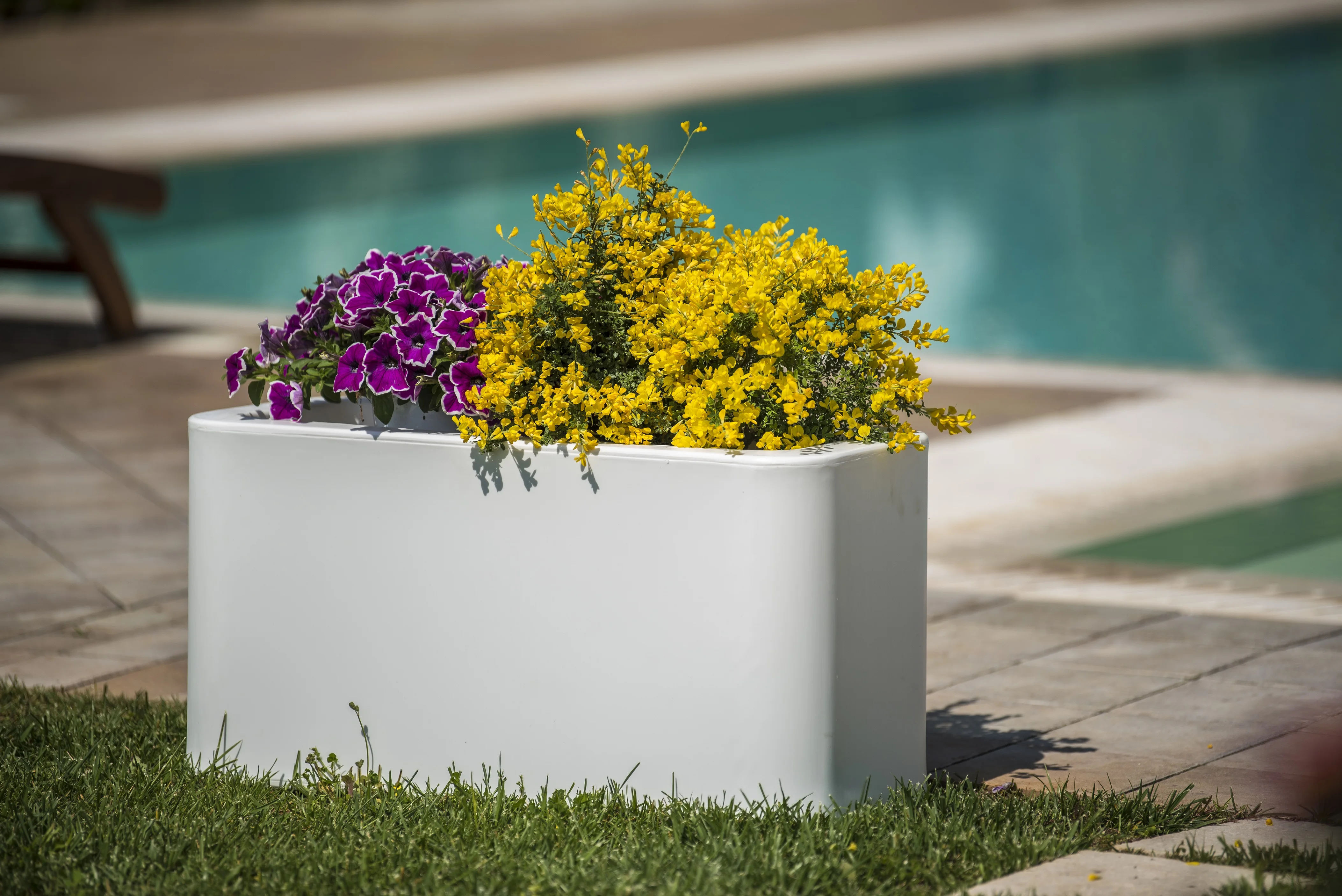 Best quality Italian Plastic Vase for Garden