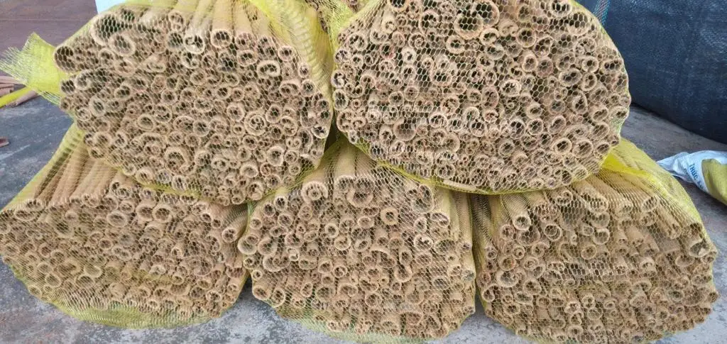 WHOLESALE Cassia Price Natural Spices Cinnamon Dried Cassia Vietnam Cassia Powder Cinnamon/ Stick Shape Best Price