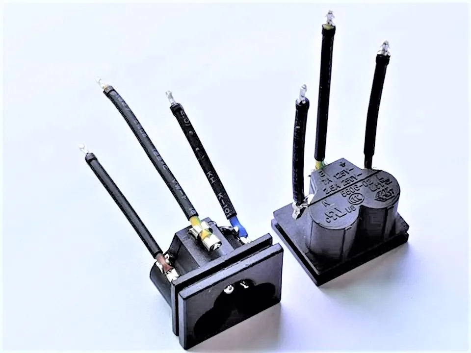 Хорошее качество разъем питания 8-тип штепсельная вилка устройством розетки переменного тока розетка