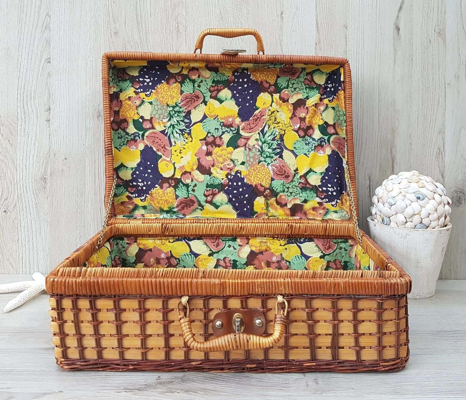 Best Selling Cheap Handmade Natural Rattan Wicker Picnic Basket made in vietnam