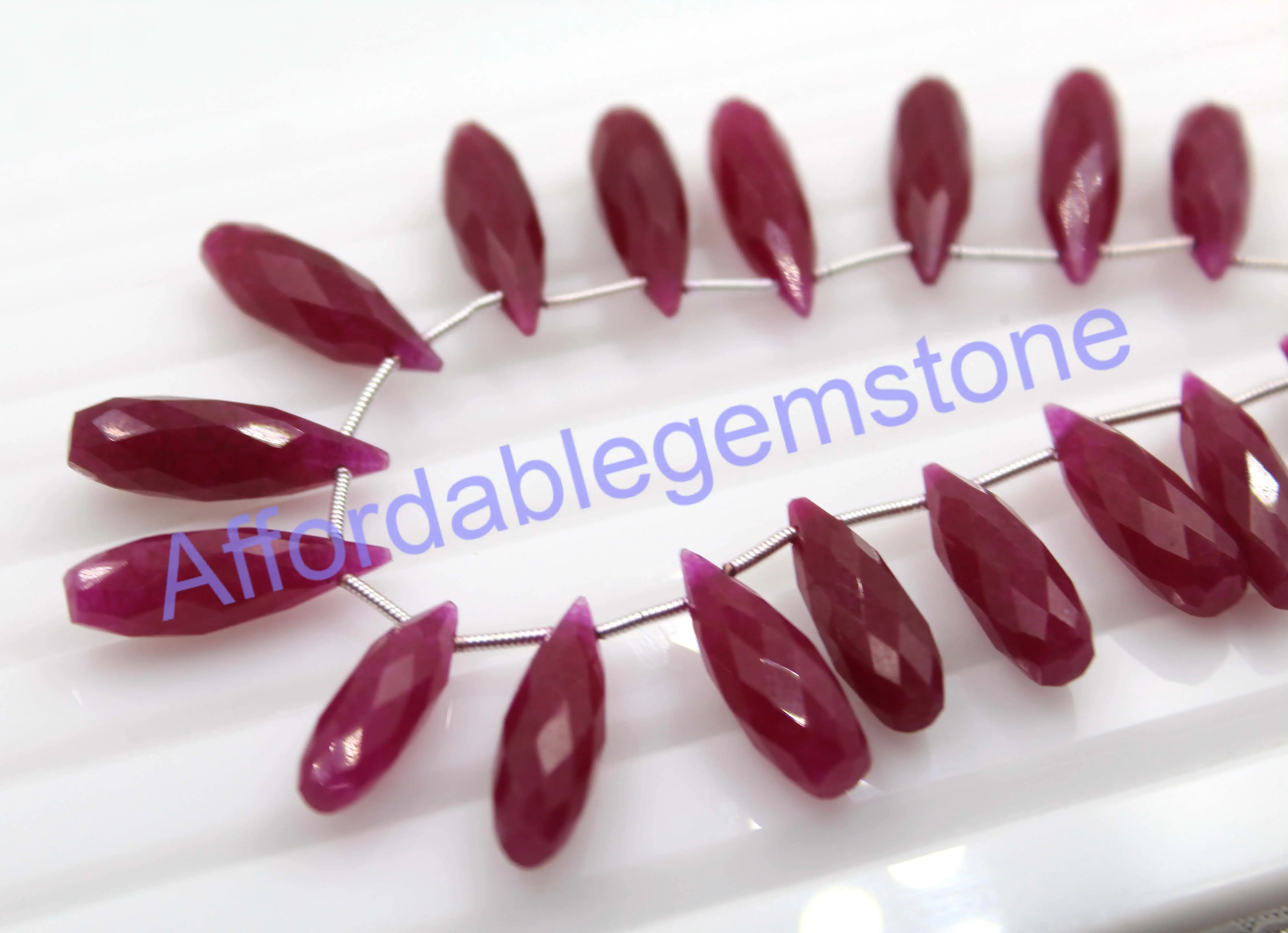 Натуральный окрашенный рубин отверстие драгоценный камень оптовая продажа бусины из натурального камня полированные драгоценные камни граненый