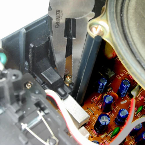 The ultimate screw removal tools set case by Engineer made in Japan