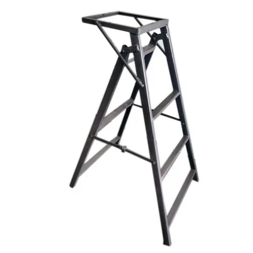  Многоступенчатая лестница ручной работы из мягкой стали с цветным покрытием