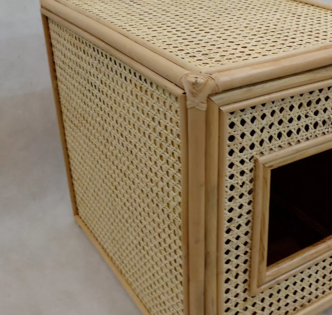 Wholesales Natural Rattan Pet House, Home Decor Accessories  Made In Vietnam