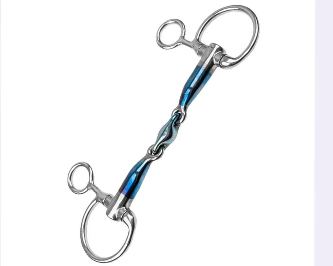 Бит snaffle-самый распространенный тип бит используемый во время езды на лошадях. Он состоит из небольшого мундштука с кольцом либо СИД