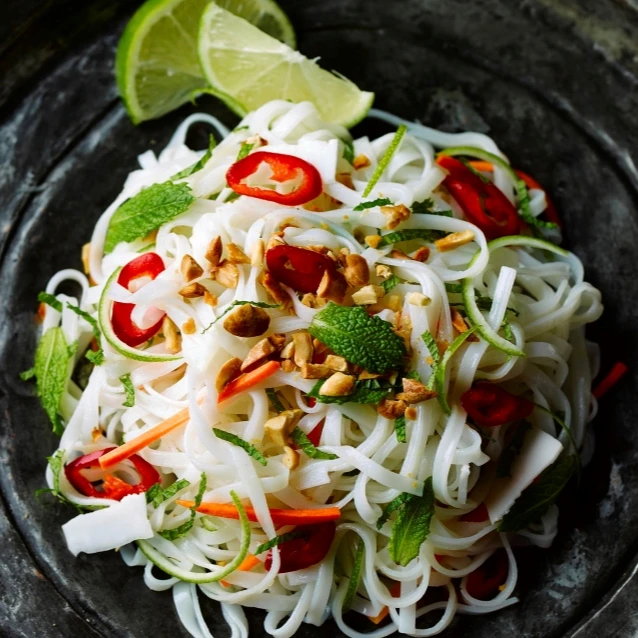 Rice noodles/ Vietnam Rice noodles /  Pho Ha Noi for sale 2021