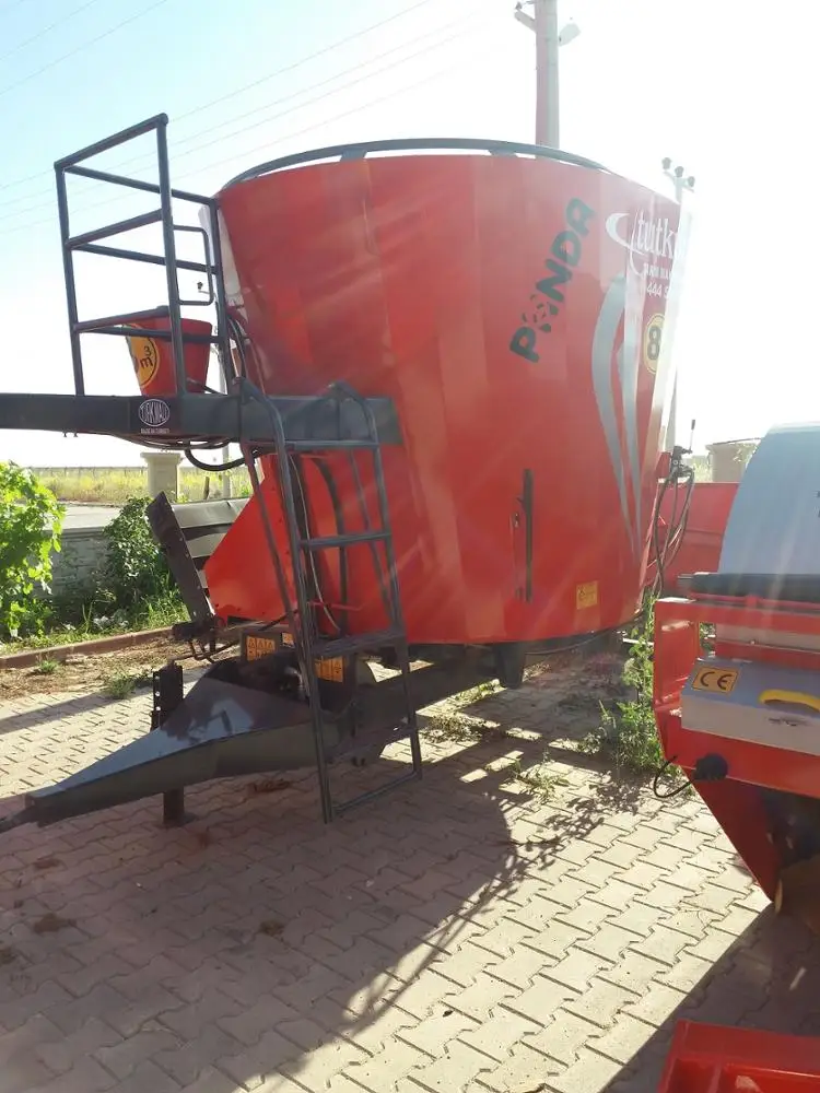 Cow, cattle, animal farm feed mixer 8m3