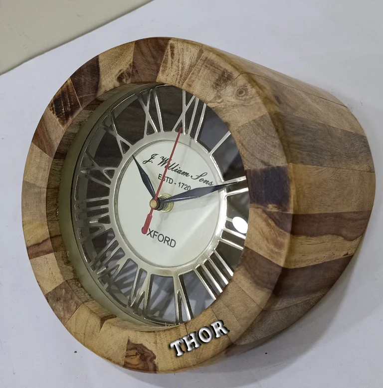 High Quality Natural Wooden round Table Clock Handicraft Home Decor for Living & Bedroom Wall Quality Metal Material