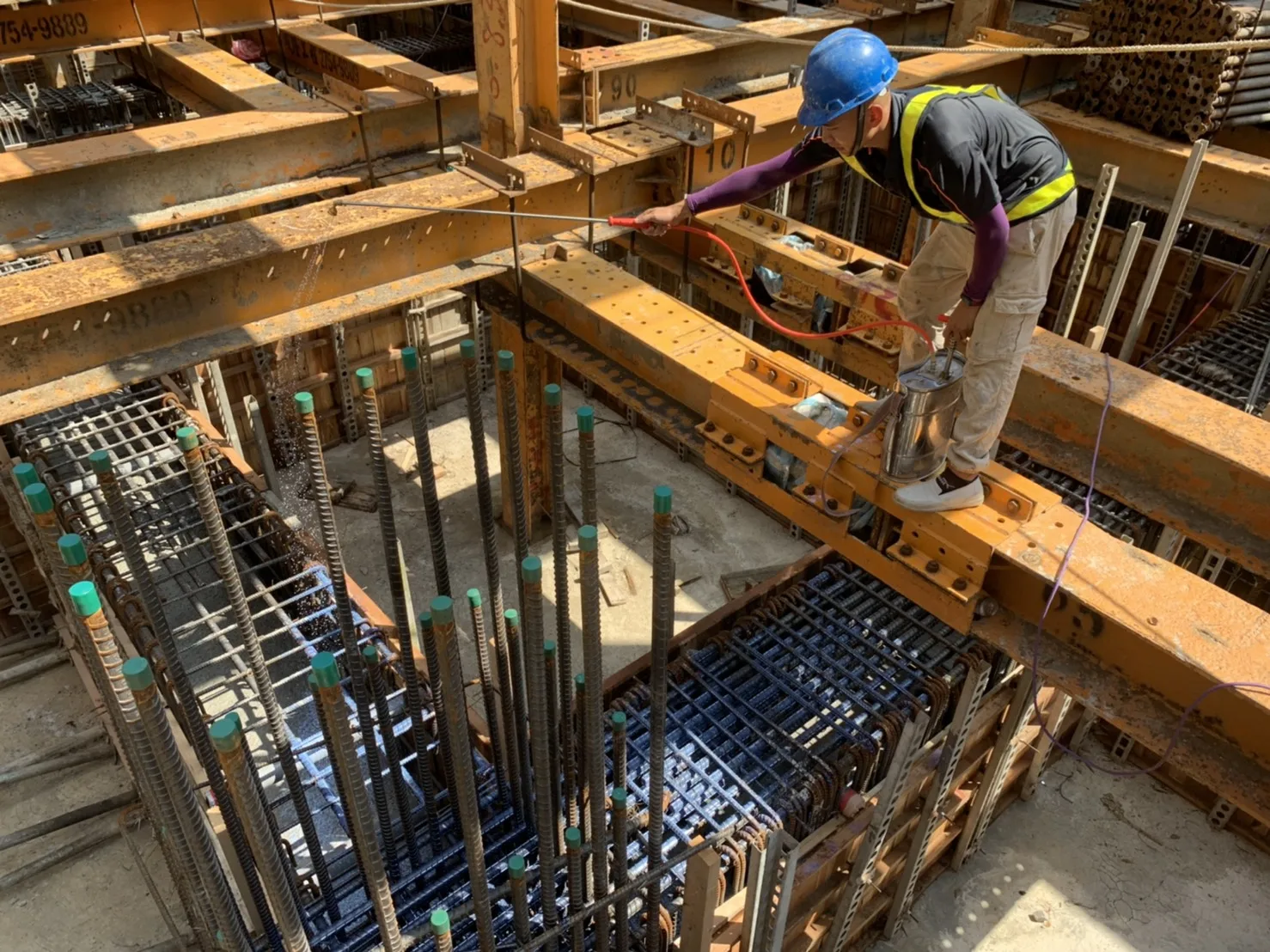 
Chanye new and old concrete bonding agent acrylic adhesive sealant 