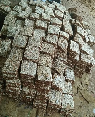 Indian High Premium Best Quality Black Tamarind Supplier Exporter Manufacturer from India with seeds without seeds seedless