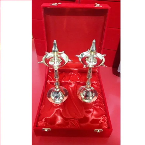 Латунные индуистские религиозные изделия pooja