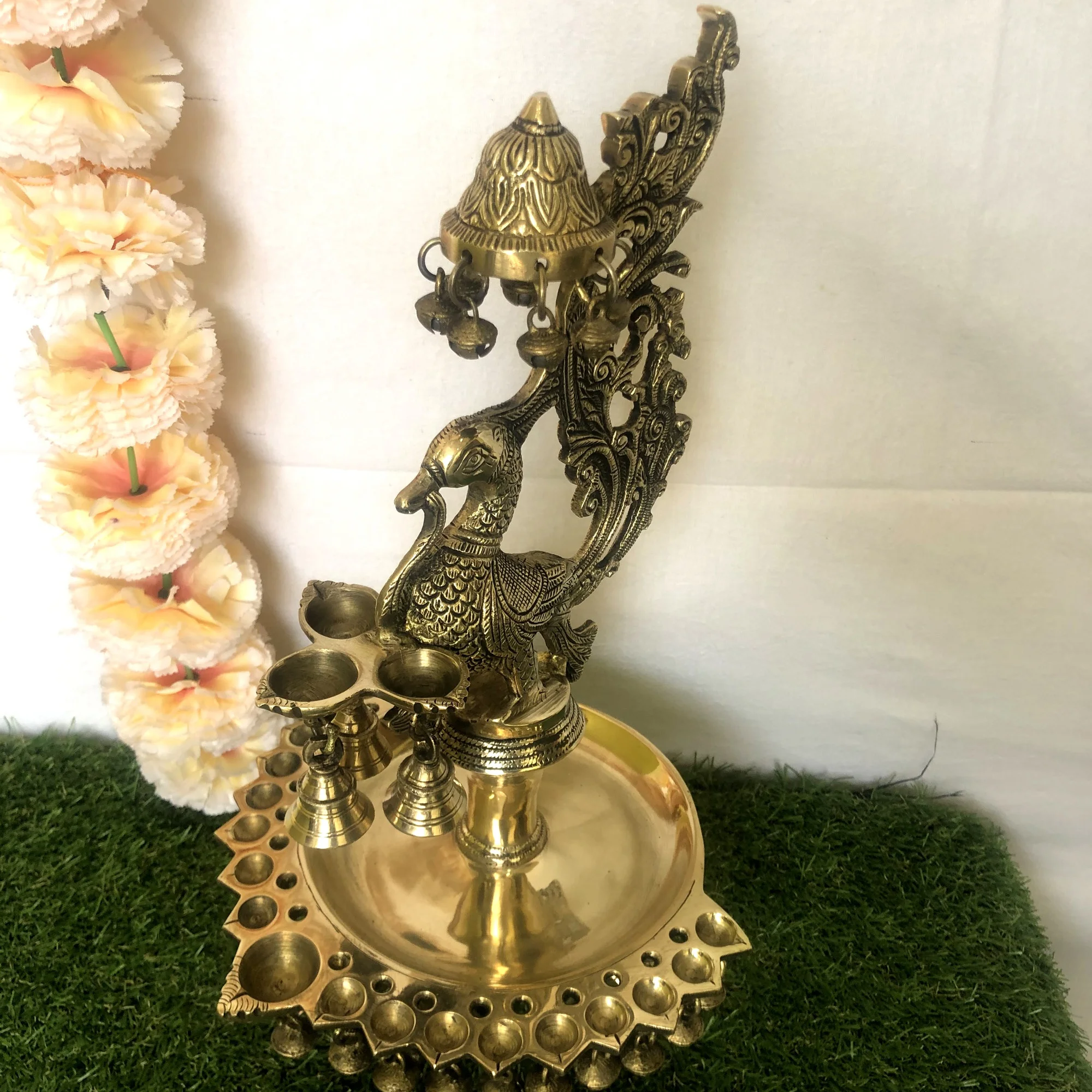 Домашний декор металлическая латунная лампа для птичьего масла с колокольчиками