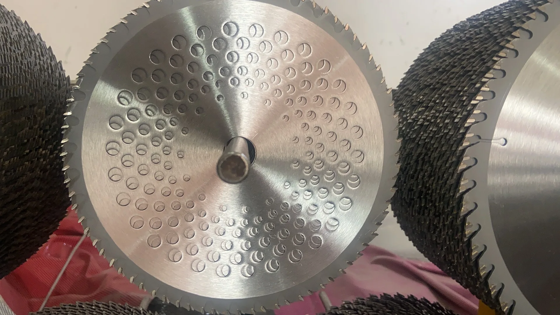 Lancher Highly durable Carbide tipped blade Tip Grass Cutter TCT Saw Blade