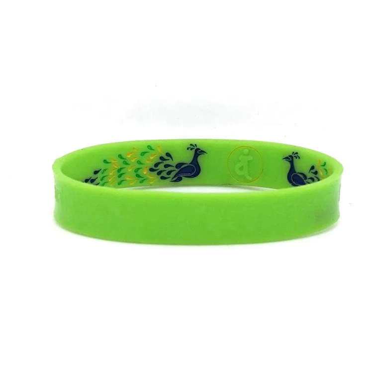 
Sedex Factory bracelet manufacturer embossed engraved silicone bracelet 