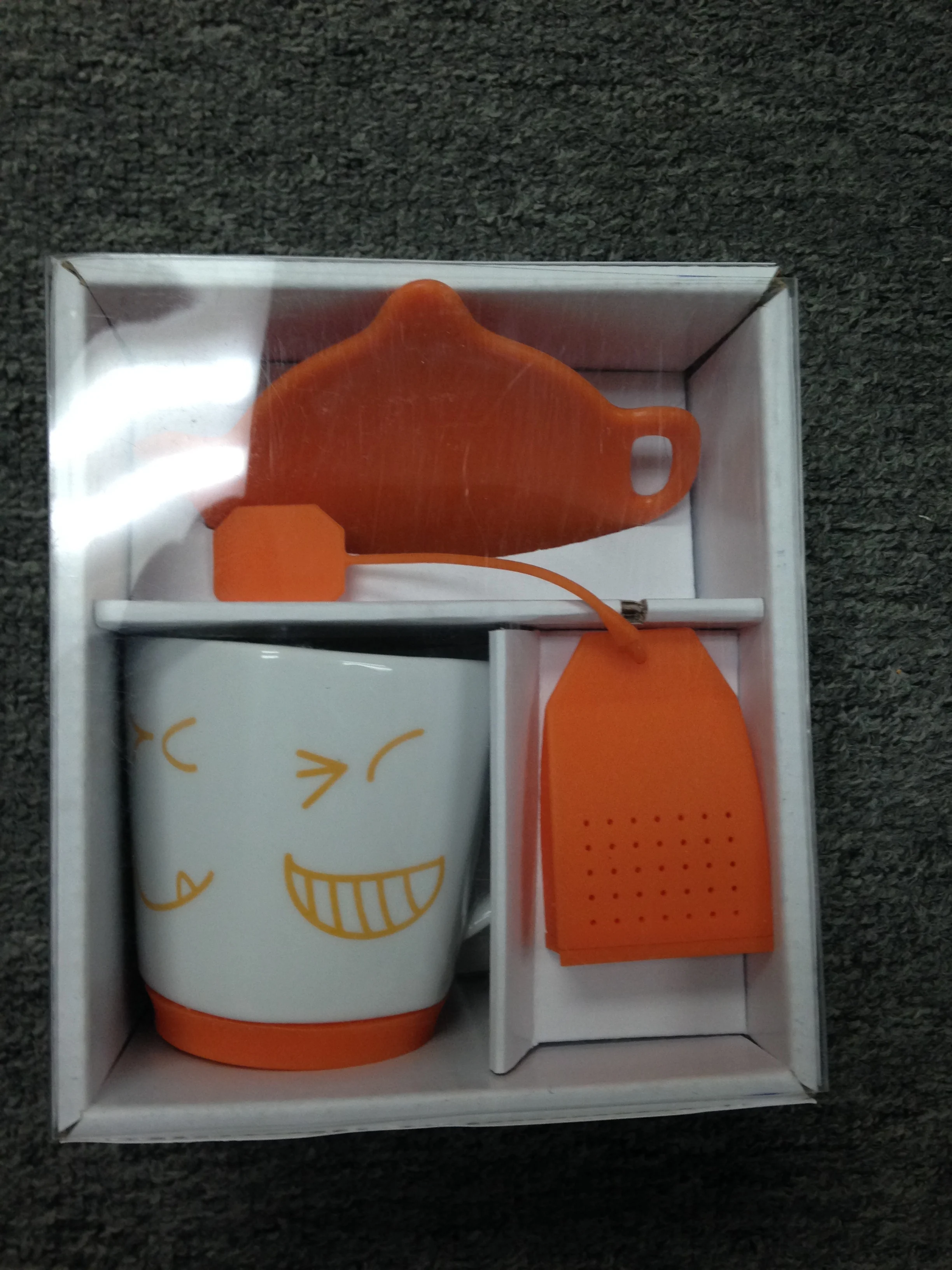 
Custom Design Pattern Ceramic Tea Set Tea Cup Tea Infuser 