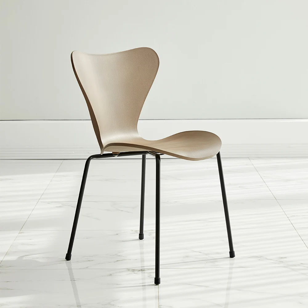  Штабелируемая Домашняя Мебель Кофейный отель роскошный мягкий пластиковый обеденный стул с металлическими ножками