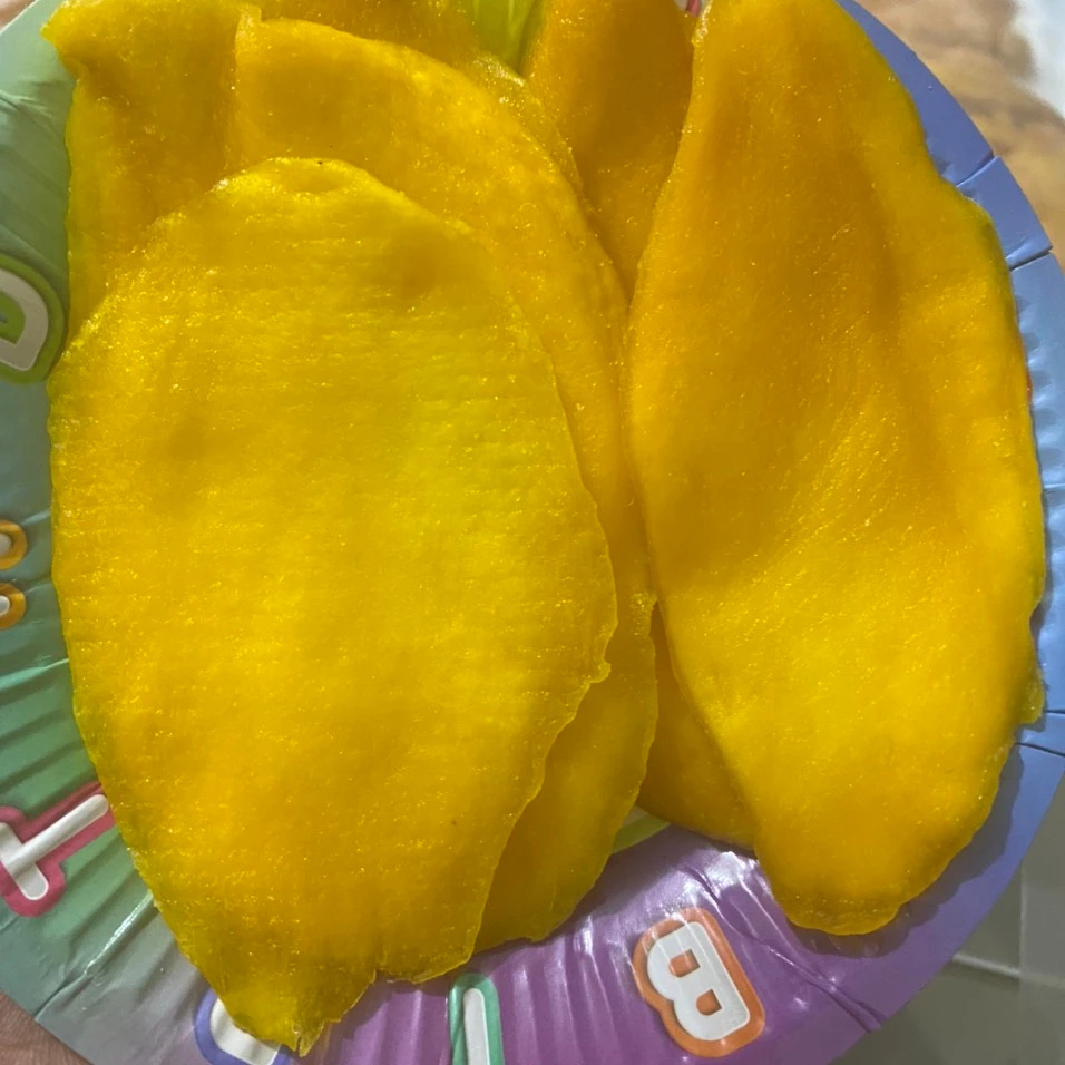 Vietnam Food and Beverage Open Air Cultivation Type 24 Months Shelf Life Sweet Taste Dried Mango In Vacuum Pack Packaging