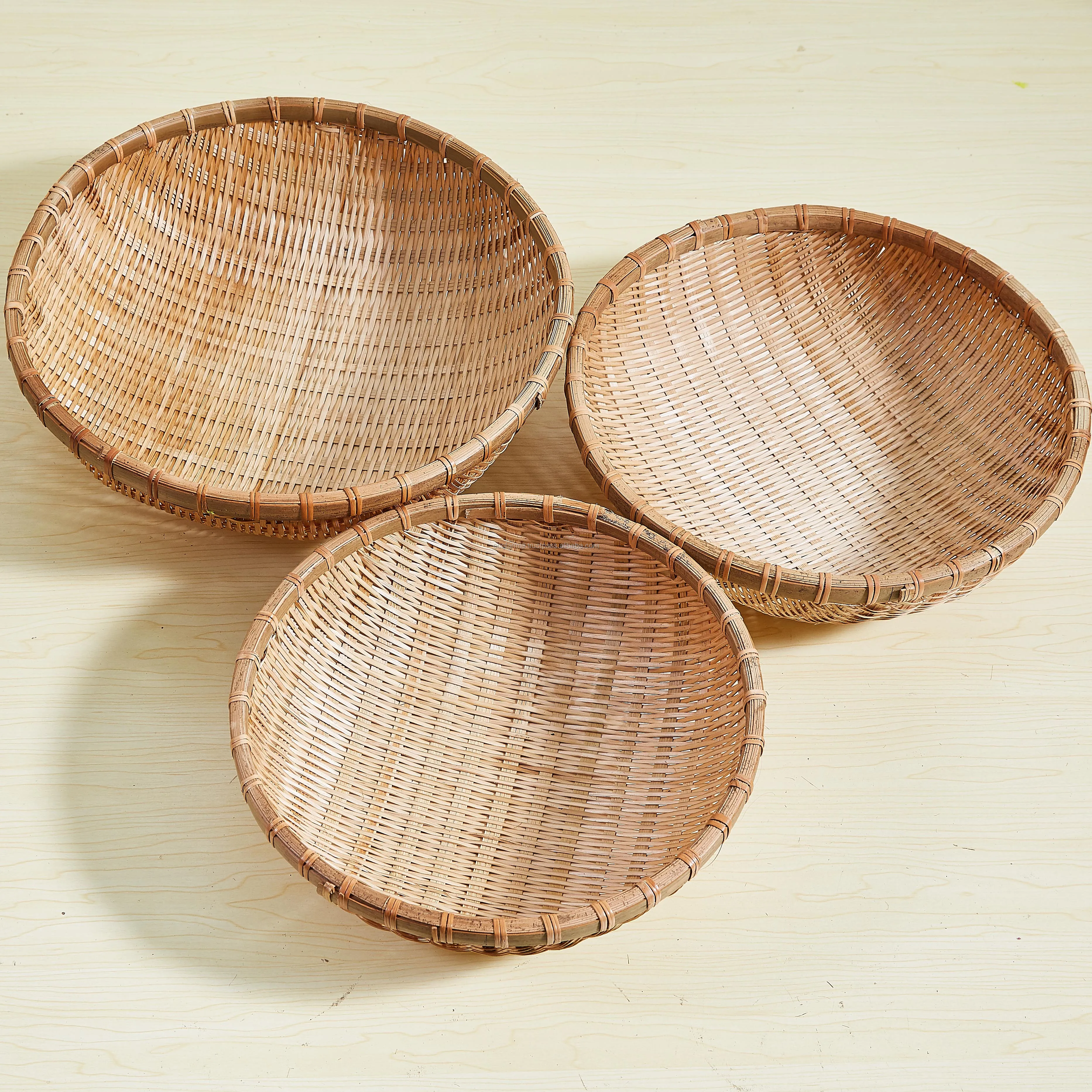 Natural Round Bamboo Wicker Fruit Baskets/ Bamboo Handmade Storage Basket In Vietnam