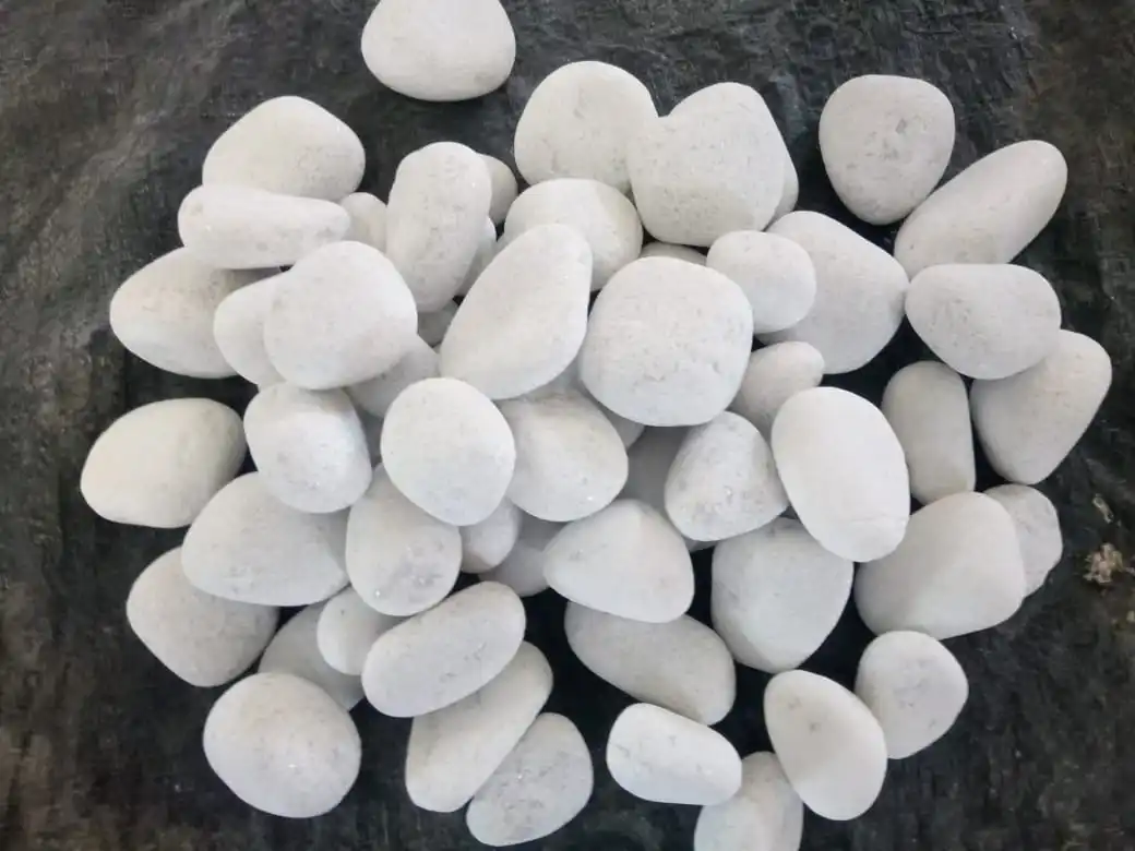 standard grade supper white rough stone marble pebbles tumble stone rocks pavers stepping stone wholesale in IND