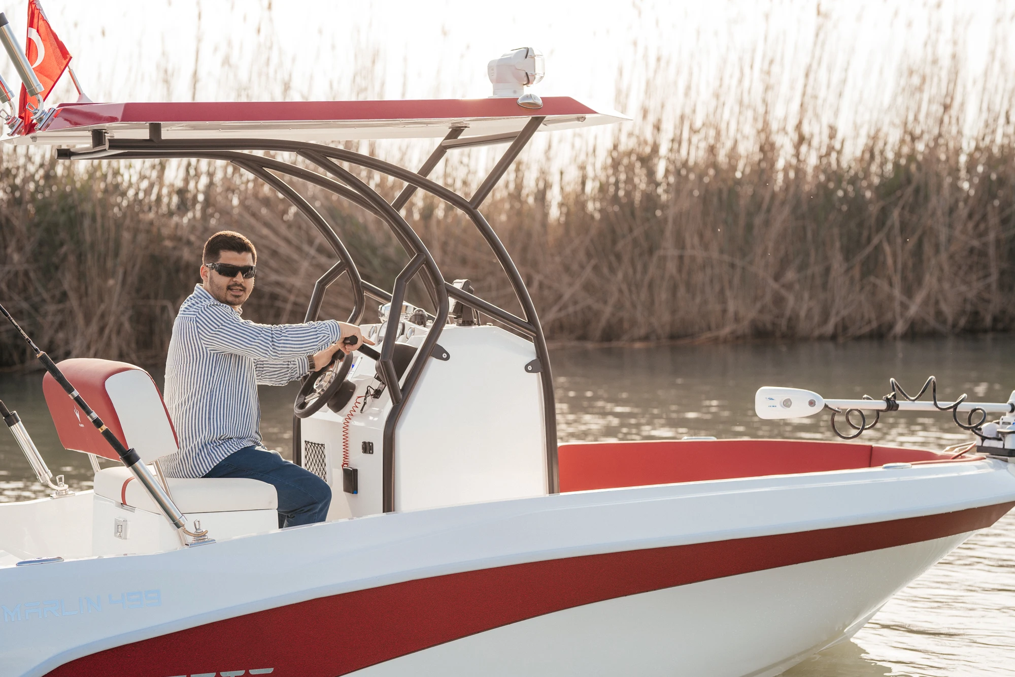 Alesta Marine Luxury Marlin 500 PRO Model BLUE New Fiber Glass Fishing Speed Boat Best Quality White Ocean Sea Lake River 5 M