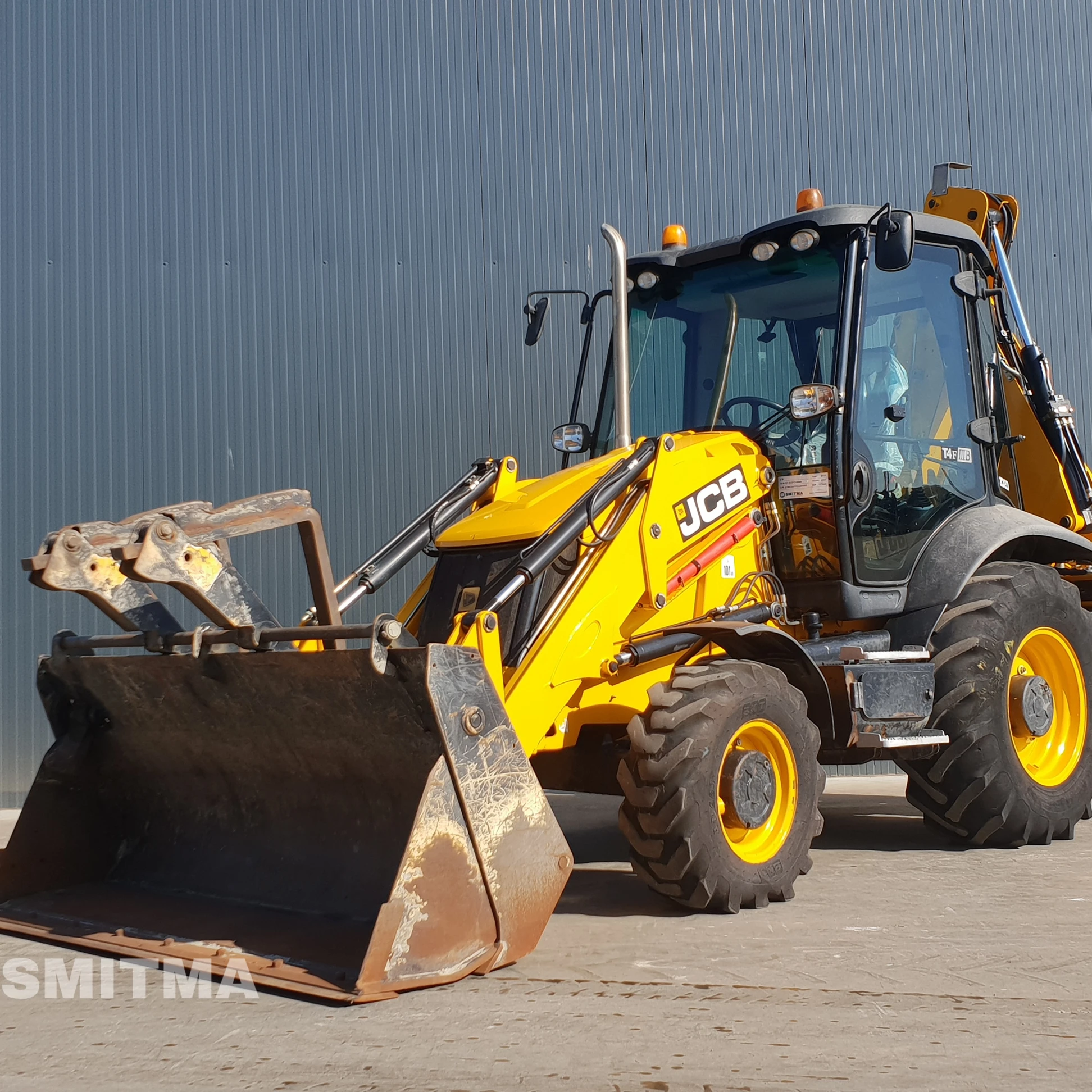 
JCB 3CX P21 ECO TURBO Wheelloader Backhoe 